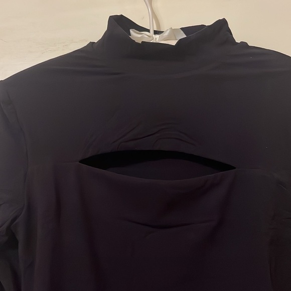 ALGALAROUND Women Double Lined Long Sleeve Bodysuits Cut out Mock Neck - Picture 3 of 5